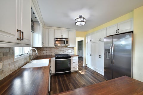 Tiny photo for 848 Rocksbury Court, Batavia, IL 60510 (MLS # 12749747)