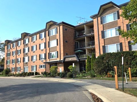 Photo of 1117 S Old Wilke Road #206, Arlington Heights, IL 60005 (MLS # 12479468)