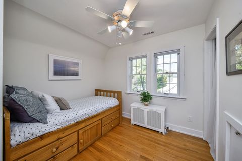 Tiny photo for 505 S Knollwood Drive, Wheaton, IL 60187 (MLS # 12479068)