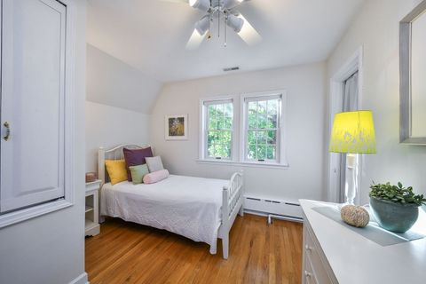 Tiny photo for 505 S Knollwood Drive, Wheaton, IL 60187 (MLS # 12479068)