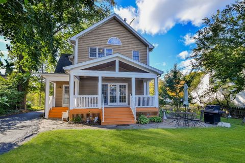 Tiny photo for 505 S Knollwood Drive, Wheaton, IL 60187 (MLS # 12479068)