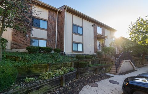 Photo of 387 Wilmington Drive #C, Bartlett, IL 60103 (MLS # 12490670)