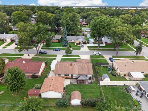 Tiny photo for 543 Germaine Lane, Elk Grove Village, IL 60007 (MLS # 12770280)