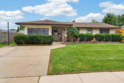 Tiny photo for 543 Germaine Lane, Elk Grove Village, IL 60007 (MLS # 12770280)