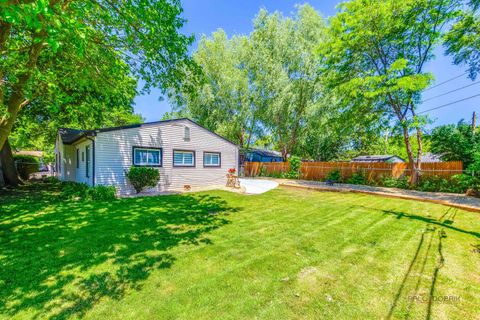 Tiny photo for 725 Russet Lane, Streamwood, IL 60107 (MLS # 12667835)