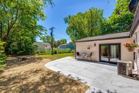 Tiny photo for 725 Russet Lane, Streamwood, IL 60107 (MLS # 12667835)