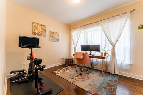 Tiny photo for 5500 N Glenwood Avenue #1, Chicago, IL 60640 (MLS # 12640078)