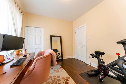 Tiny photo for 5500 N Glenwood Avenue #1, Chicago, IL 60640 (MLS # 12640078)
