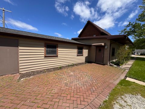 Tiny photo for 8758 Central Avenue, Oak Lawn, IL 60453 (MLS # 12625340)