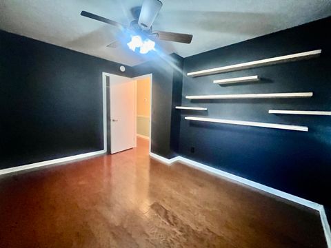 Tiny photo for 209 Baker Drive, Metropolis, IL 62960 (MLS # 12551519)