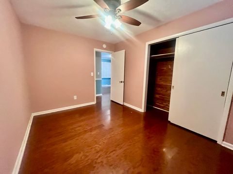 Tiny photo for 209 Baker Drive, Metropolis, IL 62960 (MLS # 12551519)