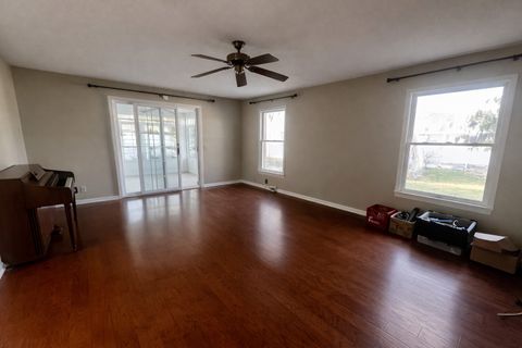 Tiny photo for 209 Baker Drive, Metropolis, IL 62960 (MLS # 12551519)