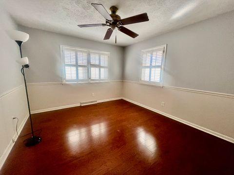 Tiny photo for 209 Baker Drive, Metropolis, IL 62960 (MLS # 12551519)