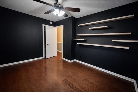 Tiny photo for 209 Baker Drive, Metropolis, IL 62960 (MLS # 12551519)