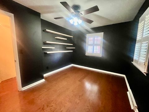 Tiny photo for 209 Baker Drive, Metropolis, IL 62960 (MLS # 12551519)