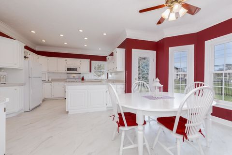 Tiny photo for 3 Jill Court, Bloomington, IL 61701 (MLS # 12594176)