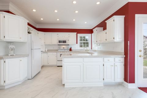 Tiny photo for 3 Jill Court, Bloomington, IL 61701 (MLS # 12594176)