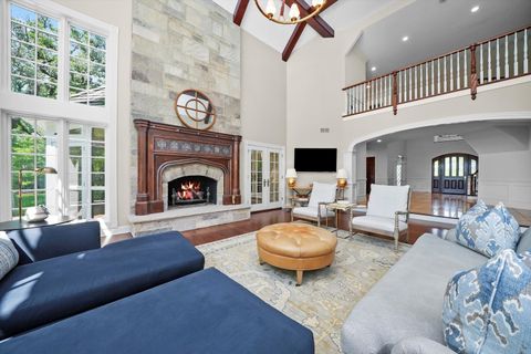 Tiny photo for 1 Kensington Drive, North Barrington, IL 60010 (MLS # 12447222)