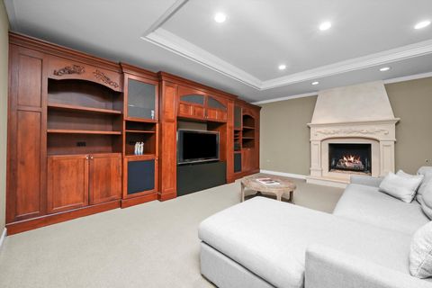 Tiny photo for 1 Kensington Drive, North Barrington, IL 60010 (MLS # 12447222)