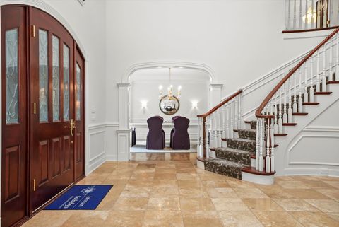 Tiny photo for 1 Kensington Drive, North Barrington, IL 60010 (MLS # 12447222)