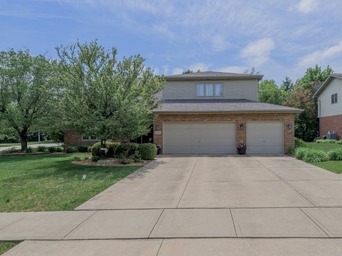 Photo of 12097 Heinecke Drive, Mokena, IL 60448 (MLS # 12707284)