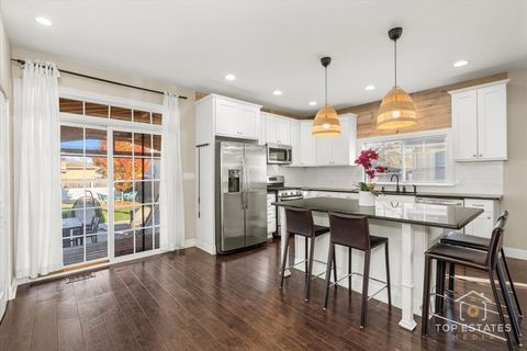 Tiny photo for 2042 Grove Street, Blue Island, IL 60406 (MLS # 12524195)