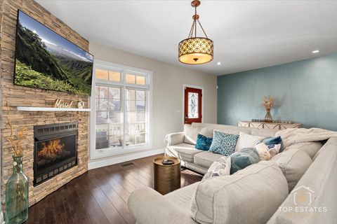 Tiny photo for 2042 Grove Street, Blue Island, IL 60406 (MLS # 12524195)