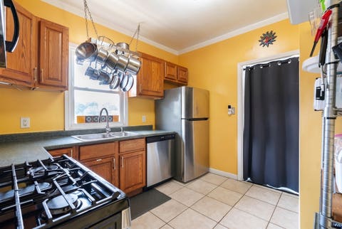 Tiny photo for 919 S Highland Avenue, Oak Park, IL 60304 (MLS # 12730175)