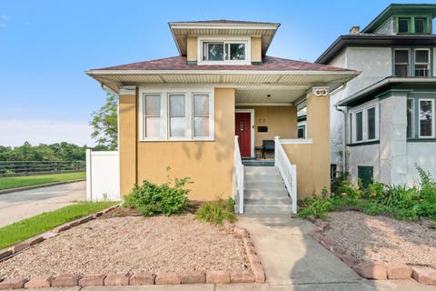Photo of 919 S Highland Avenue, Oak Park, IL 60304 (MLS # 12730175)