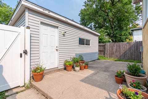 Tiny photo for 919 S Highland Avenue, Oak Park, IL 60304 (MLS # 12730175)