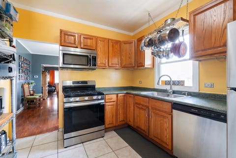 Tiny photo for 919 S Highland Avenue, Oak Park, IL 60304 (MLS # 12730175)