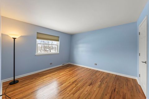 Tiny photo for 416 S Park Street, Westmont, IL 60559 (MLS # 12521737)