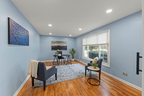 Tiny photo for 416 S Park Street, Westmont, IL 60559 (MLS # 12521737)