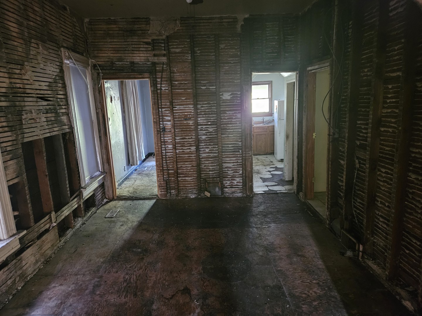 1744 N Keeler Avenue