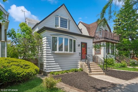 4212 N CENTRAL PARK Avenue Chicago IL 60618