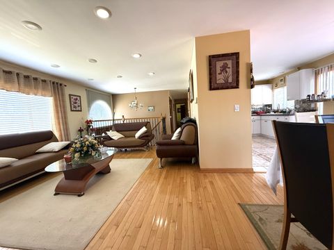 Tiny photo for 110 Andover Drive, Roselle, IL 60172 (MLS # 12589397)