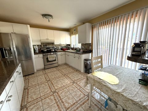 Tiny photo for 110 Andover Drive, Roselle, IL 60172 (MLS # 12589397)