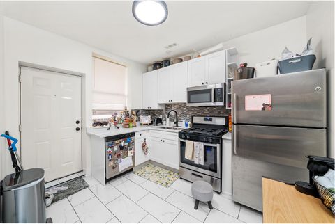 Tiny photo for 5004 S Champlain Avenue #1, Chicago, IL 60615 (MLS # 12455146)