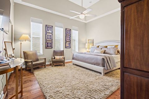 Tiny photo for 829 Stables Court W, Highwood, IL 60040 (MLS # 12606056)