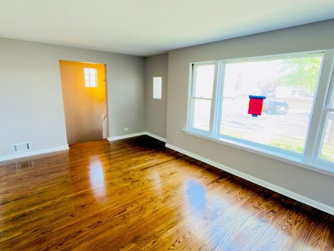 Tiny photo for 6542 W Windsor Avenue, Berwyn, IL 60402 (MLS # 12626014)