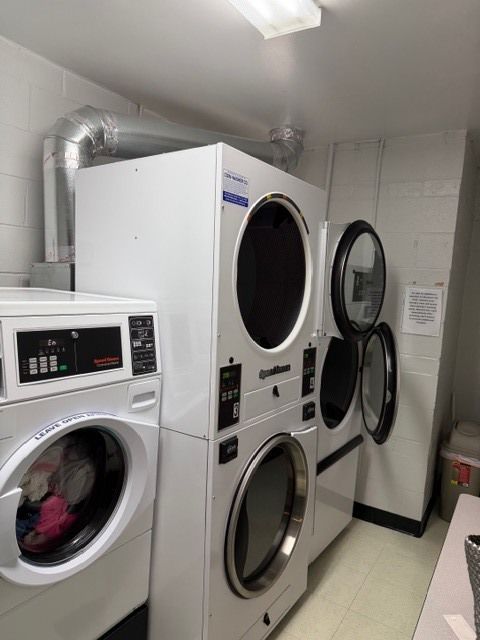 Tiny photo for 2300 Windsor Mall #1F, Park Ridge, IL 60068 (MLS # 12548212)