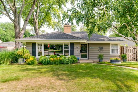 Photo of 164 Coolidge Avenue, Libertyville, IL 60048 (MLS # 12471492)