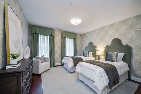 Tiny photo for 462 Pennsylvania Avenue #1S, Glen Ellyn, IL 60137 (MLS # 12522709)