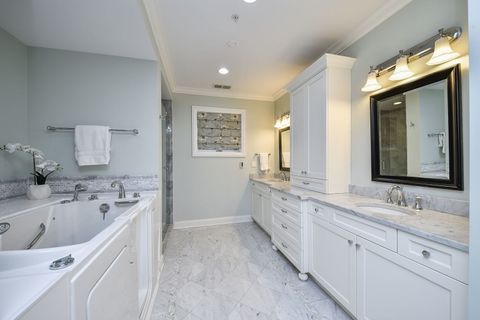 Tiny photo for 462 Pennsylvania Avenue #1S, Glen Ellyn, IL 60137 (MLS # 12522709)