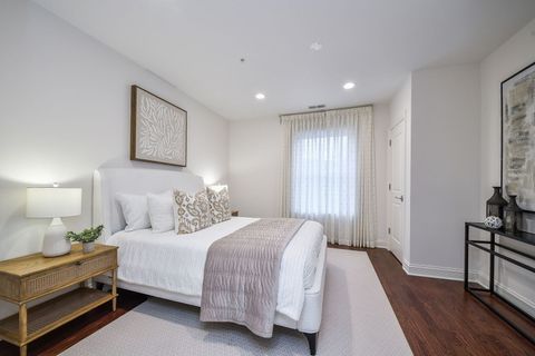 Tiny photo for 462 Pennsylvania Avenue #1S, Glen Ellyn, IL 60137 (MLS # 12522709)