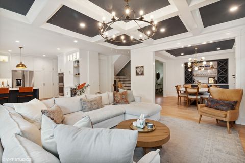 Tiny photo for 964 S Hillside Avenue, Elmhurst, IL 60126 (MLS # 12590978)