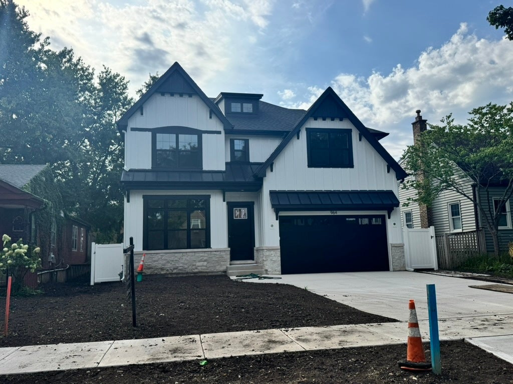 964 S Hillside Avenue