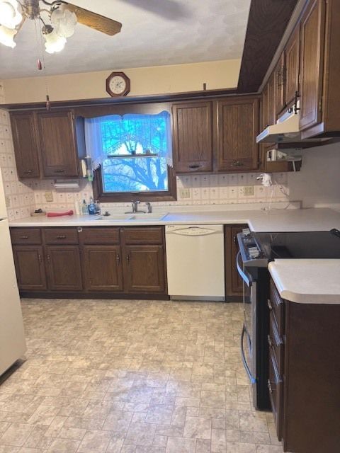 Tiny photo for 8 Pine Ridge Lane, Geneseo, IL 61254 (MLS # 12552779)