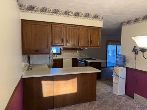 Tiny photo for 8 Pine Ridge Lane, Geneseo, IL 61254 (MLS # 12552779)