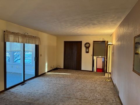 Tiny photo for 8 Pine Ridge Lane, Geneseo, IL 61254 (MLS # 12552779)